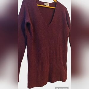 Aritzia Wilfred Burgundy Ribbed Sweater size M